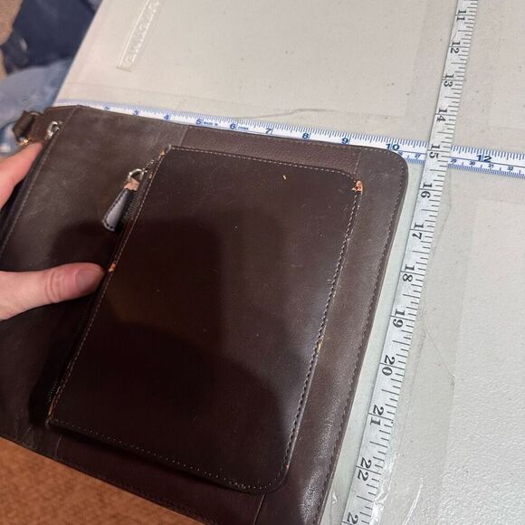 Vintage 90s Wilsons Leather Crossbody Bag Brown - Picture 5 of 15